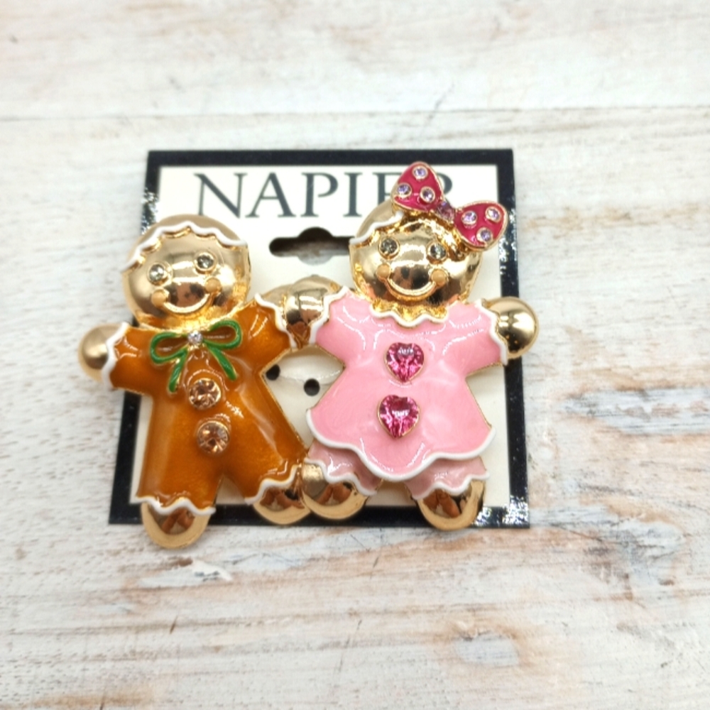 Napier Christmas Gingerbread Boy & Girl Pin